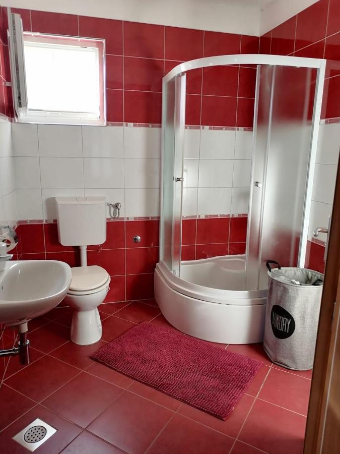 Ena Apartman Turanj Kültér fotó